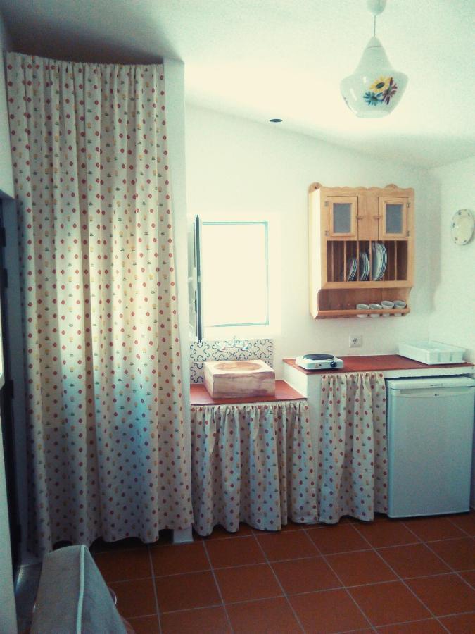 Palheiros Da Ribeira Guest House Pracana Cimeira Екстериор снимка